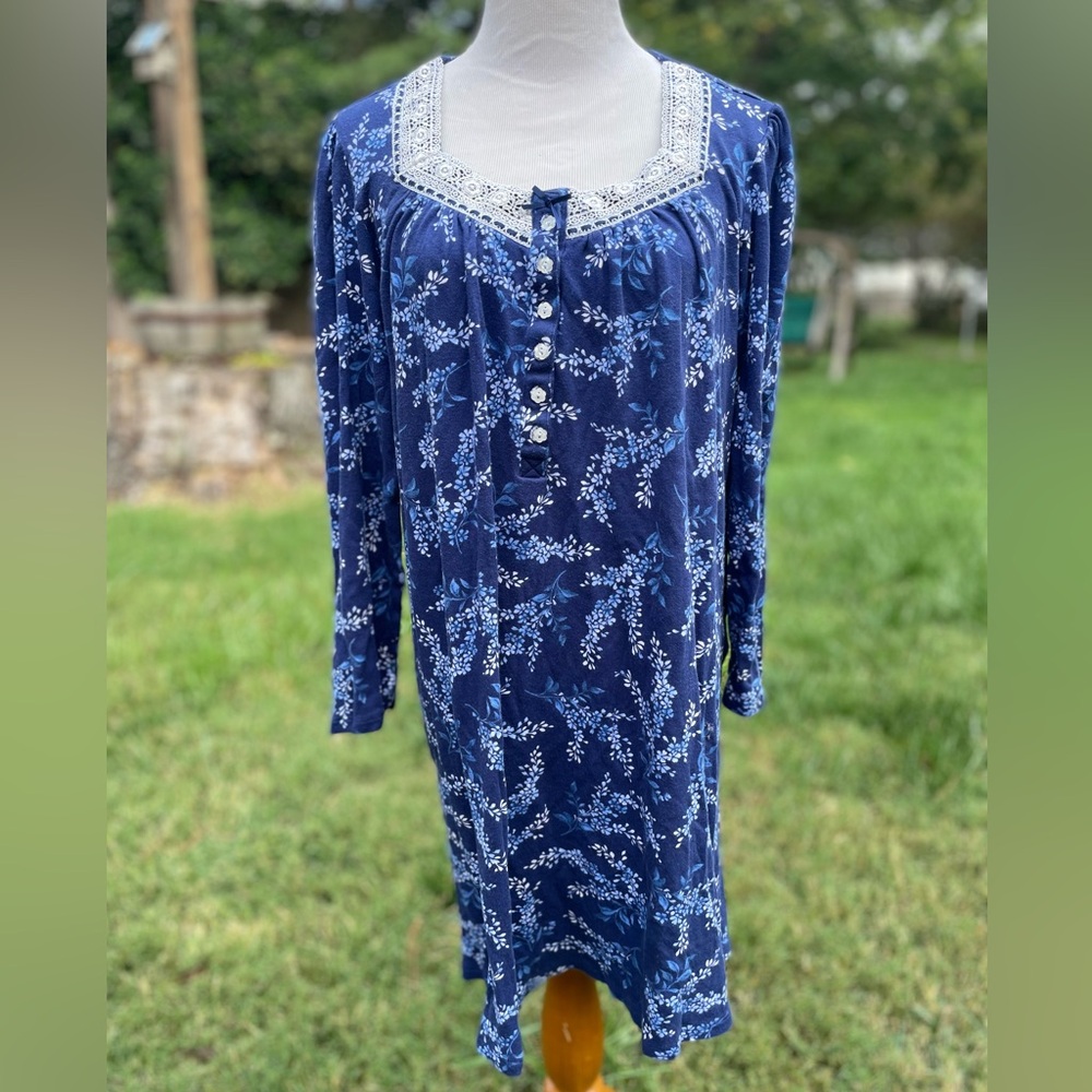 Aria Collection Women Night Gown Sleep Dress Size Medium Blue Floral